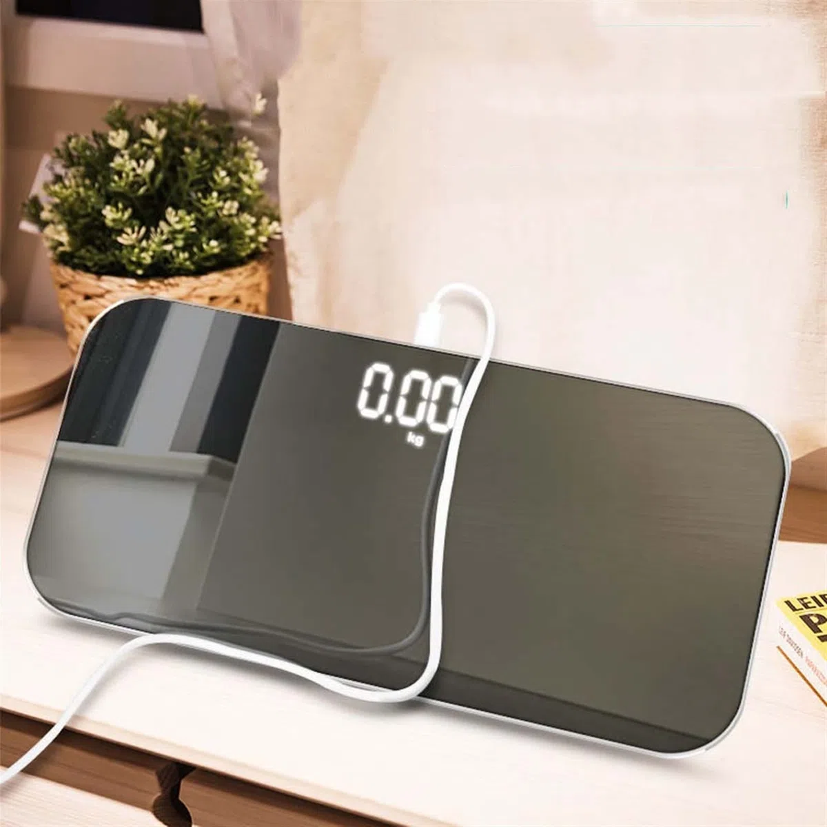 Bilancia Elettronica per la misurazione del Peso corporeo, con Specchio da Pavimento, Mini, Piccola, Ricaricabile, per la casa, precisa e compatta.